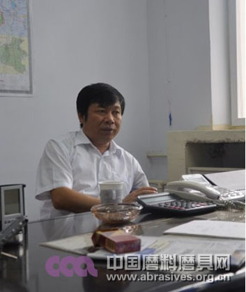 江西宜黃蘇建國縣長一行拜訪涂附磨具協(xié)會