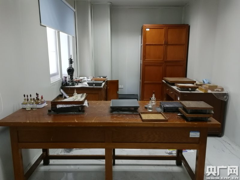 大國工匠航天研磨師葉輝：誤差0.05微米 比智能機(jī)器精準(zhǔn)10倍