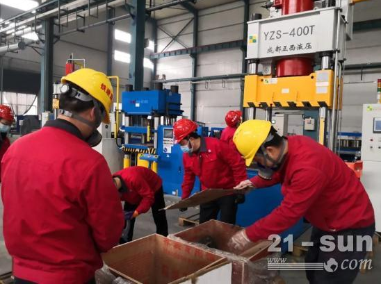 L1型鋼軌打磨砂輪揚帆出海，助力巴西鐵路工程建設